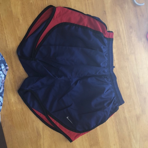 Nike Pants - Nike athletic shorts